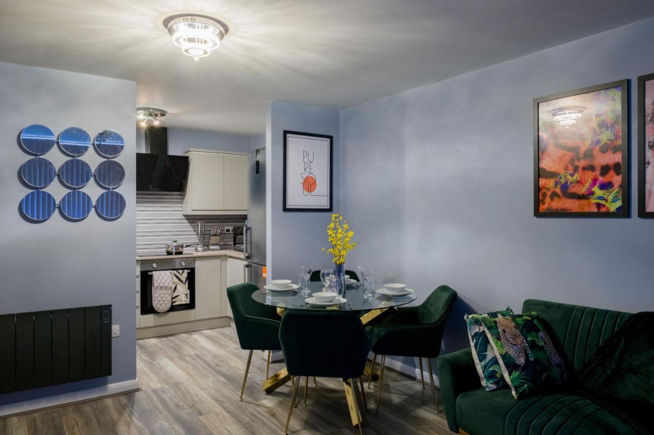 Pahuna Ghar Birmigham City 2 Bedroom Apartment- Short To Mid Term Let-Free Secure Parking Birmingham Zewnętrze zdjęcie